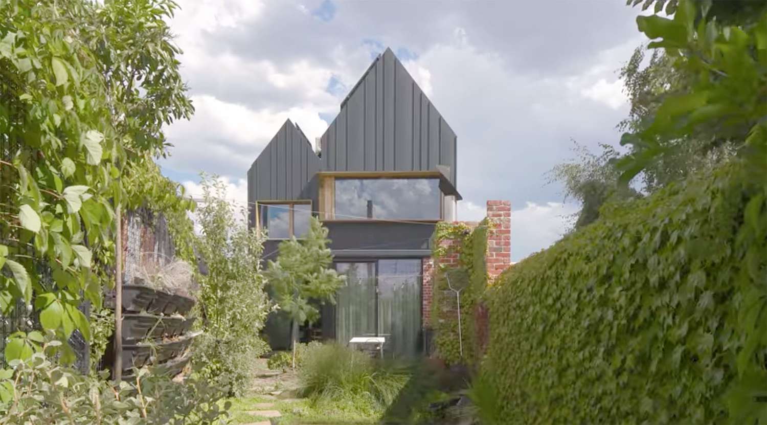 Pretty Hütt Residence Blends Biophilia With Passivhaus